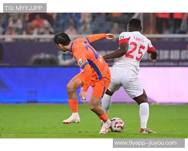 泰山中卫洛佩斯对抗表现不佳奥斯卡强势突破致失球